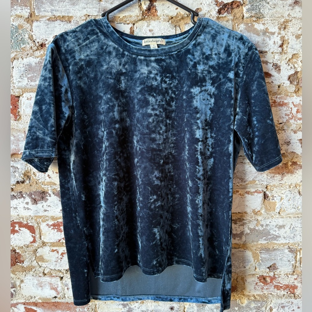 Love on a Hanger Navy Velvet Top
